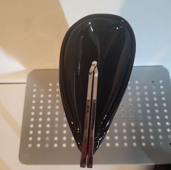 DANIER PATENT LEATHER BLUE CLUTCH - Picture 3 of 6